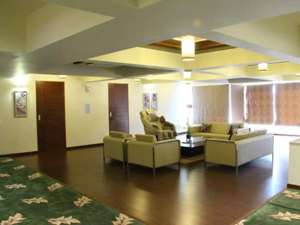 Kells Hotel and Restaurant