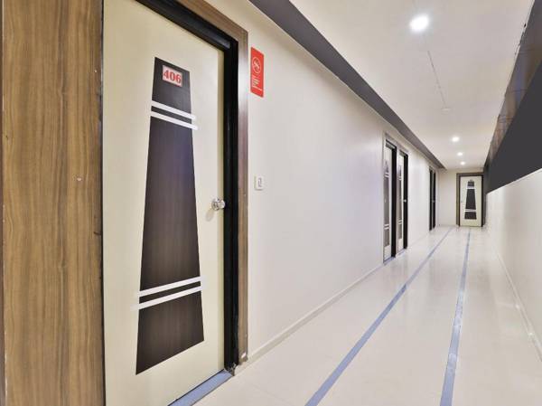 OYO Flagship 10501 Hotel Amber