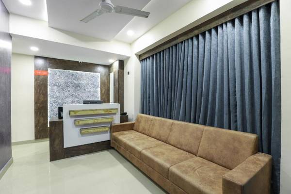 OYO 37068 Hotel Dream Stay