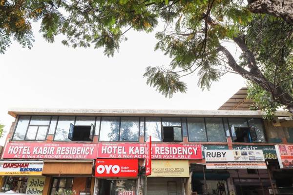 OYO 60599 Kabir Residency