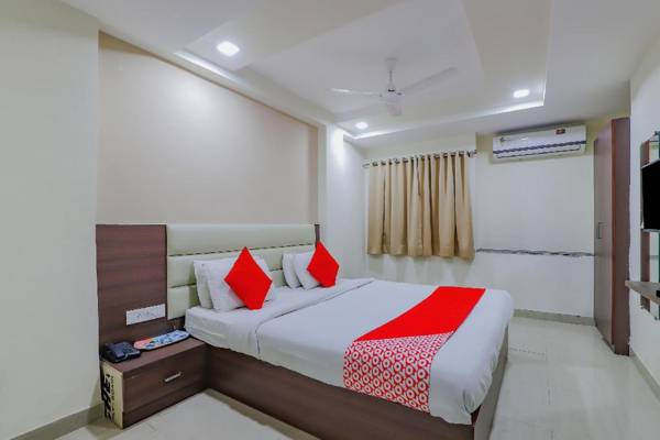 OYO 72759 Hotel Greenwood