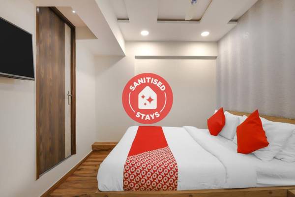 OYO 75323 Hotel Shree Nivas