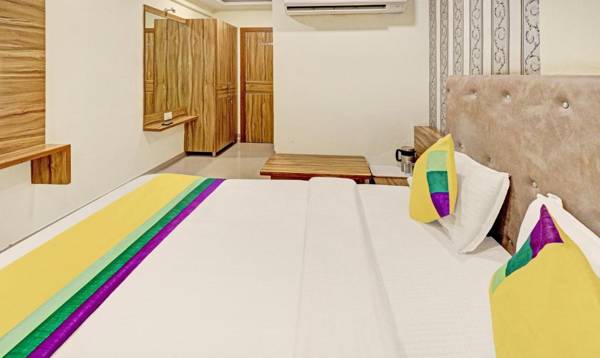 Treebo Trip Vitthal Palace