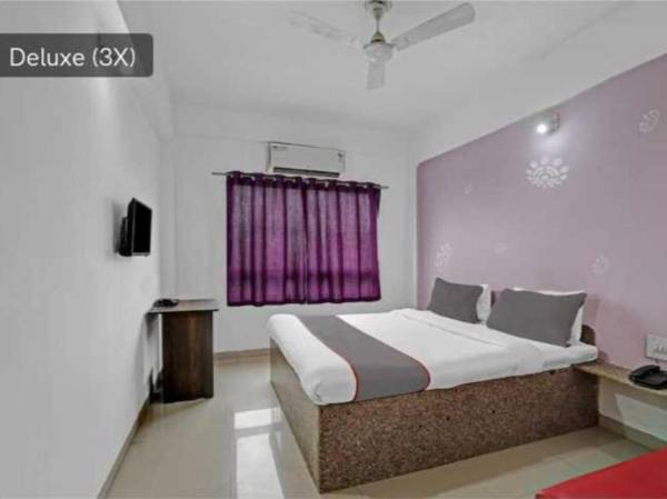 OYO 88947 Hotel Lucky Inn
