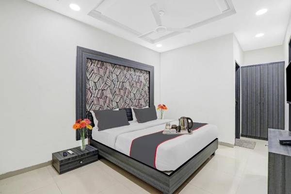 Collection O 89124 Hotel Pearl Villa