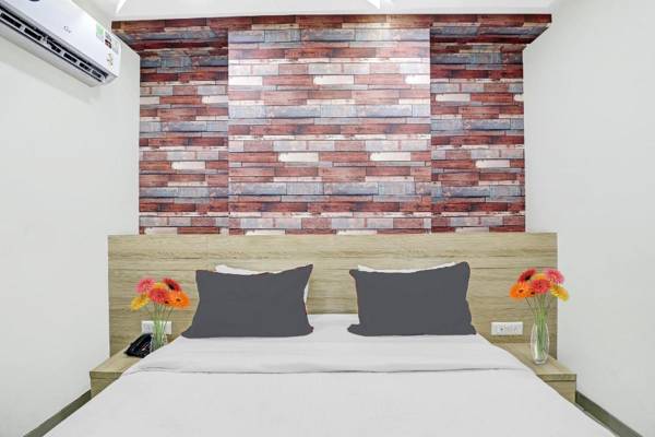 Collection O 89124 Hotel Pearl Villa