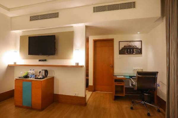 Workspace - Radisson Blu Hotel Chennai City Centre