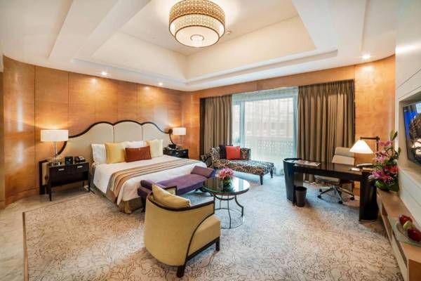 Workspace - ITC Grand Chola a Luxury Collection Hotel Chennai