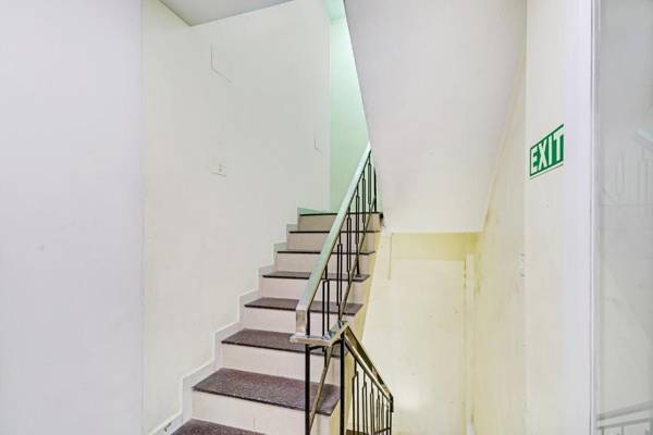 FabHotel Colors Apartment