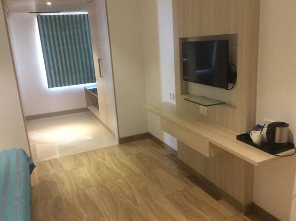 The Lotus Hotel Sameera