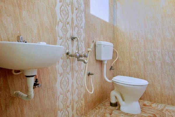 OYO Flagship 8661 Luxe Residency