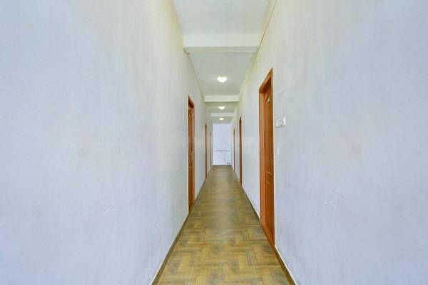 OYO Flagship 8661 Luxe Residency