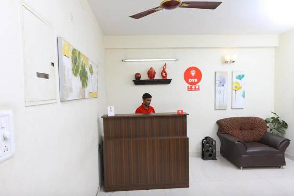 OYO Silverkey 77698 Kings Court Near Rela Balaji Hospital