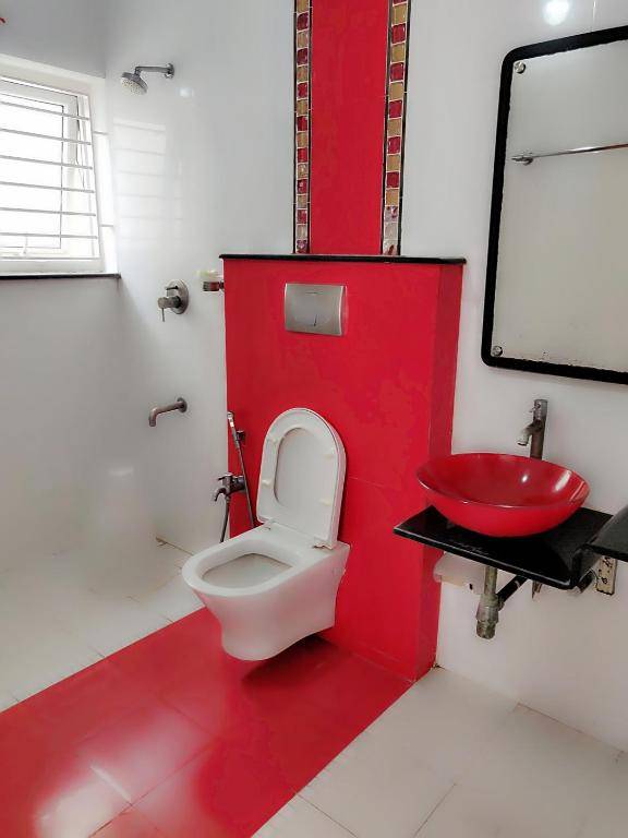 Swarna Sudarshan Service Apartments Sholinganallur