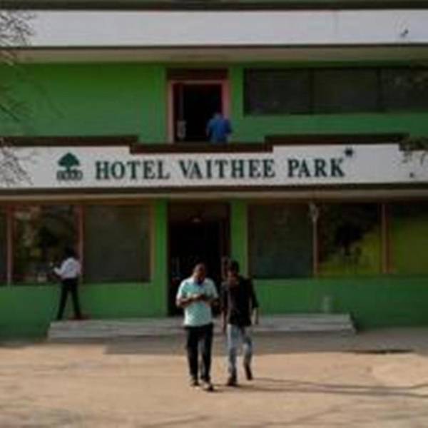 HOTEL VAITHEE PARK