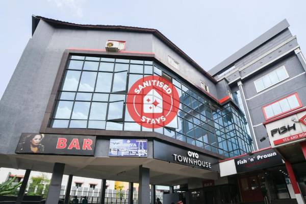 OYO Townhouse 142 Vadapalani
