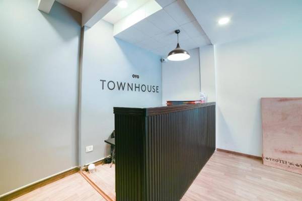 OYO Townhouse 142 Vadapalani