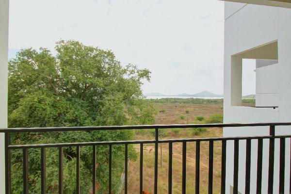 SilverKey Executive Stays 46887 Near Paranur Post Office