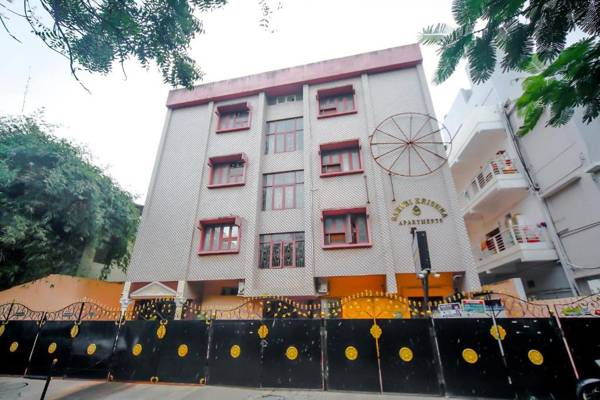 OYO 73610 Home Tree Service Apartment