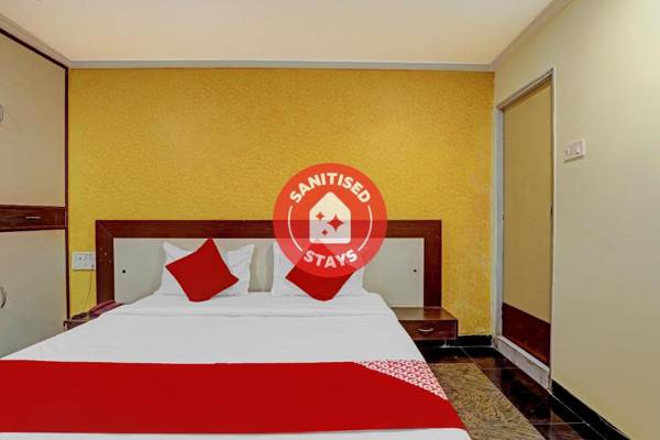 OYO 77436 Mahalaxmi Park Hotel