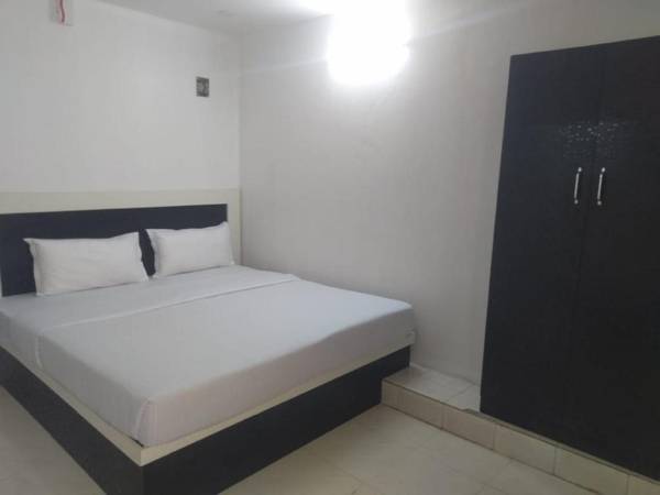 Chennai Plaza Hotel Vadapalani