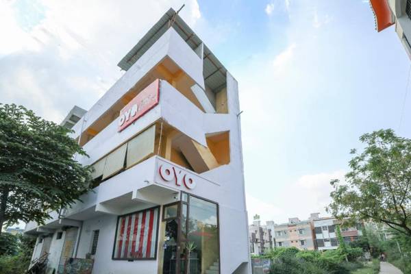 OYO Flagship 80021 Vinayak Residency