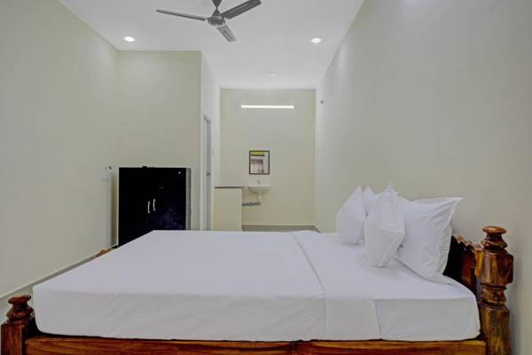 OYO Flagship 87088 Vsv Guest House