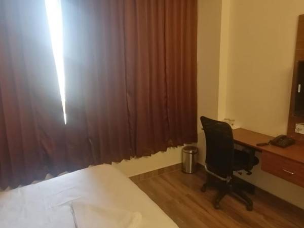 Workspace - TRANQUILITY INN