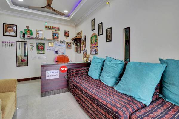 OYO Flagship 90240 AK Residency