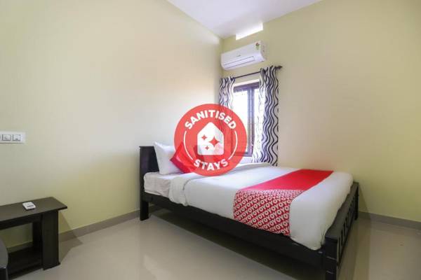 OYO 71072 Liberty Apartments