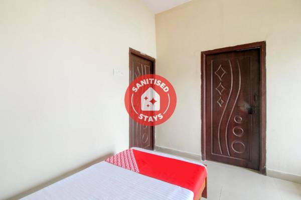 OYO Flagship 80556 Happy Residency