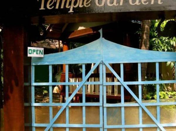 Temple Garden Cottages