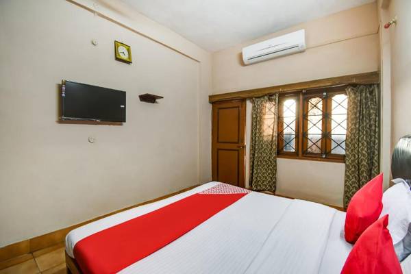 OYO 60968 Hotel Ashirwad