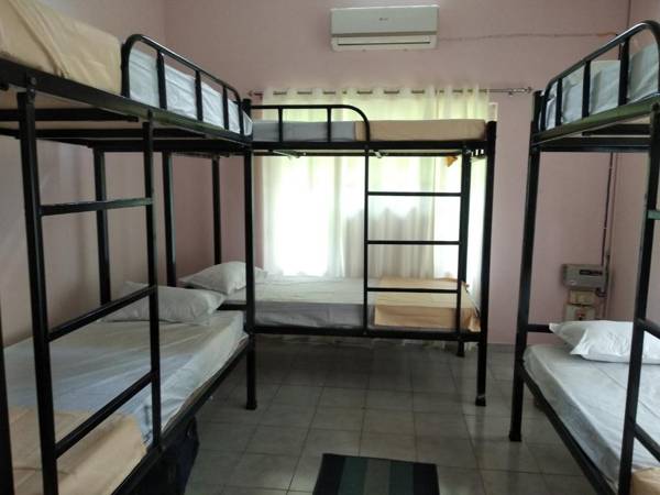 Gibbon Backpackers Hostel