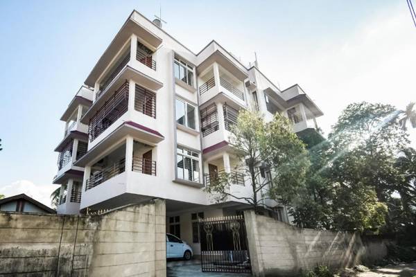 OYO Flagship 49036 Royal Pearl Inn