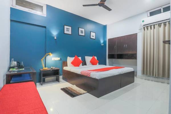 OYO 70445 Rianna Inn