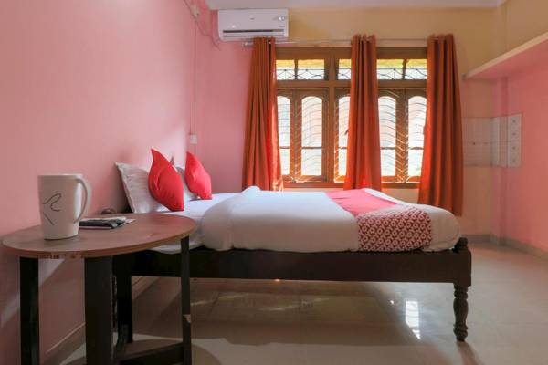 OYO 74211 Hotel Green Lush