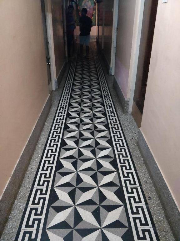 SPOT ON 73656 Hotel Gajraj