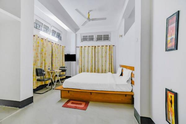 OYO Home 79669 Bro's Blu bell