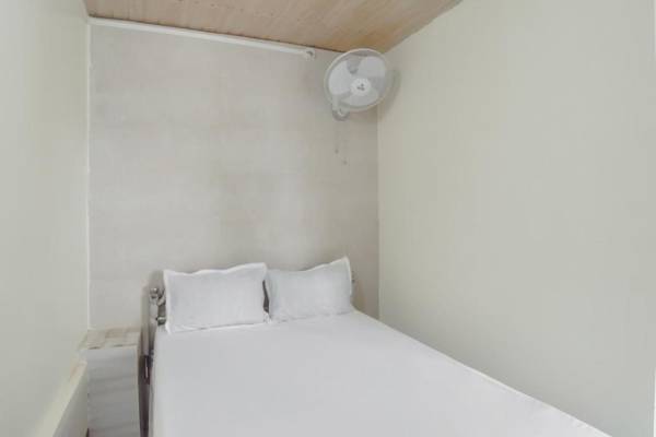 OYO 77896 Darshini Homes