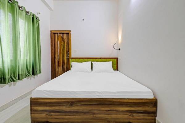 Capital O 84283 Piya Inn