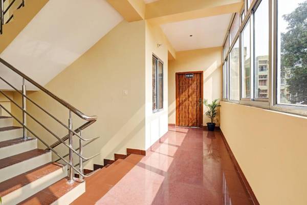 Capital O 86215 R R Homestay