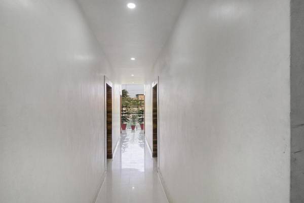 OYO 87954 Borluit Lodge