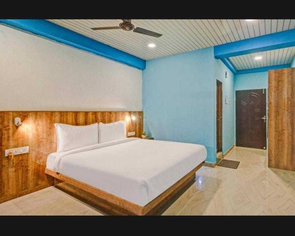 OYO 88380 Limewood Hotel