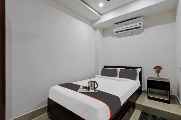 Collection O 91337 Lakhi Guest House