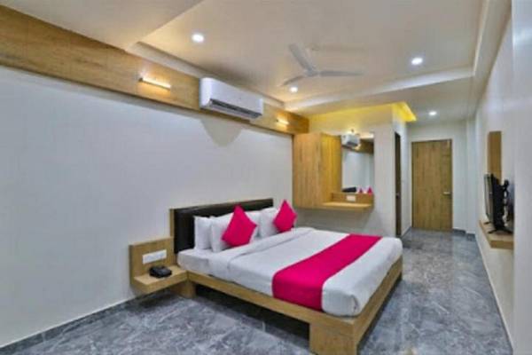 Hotel Vikram Palace