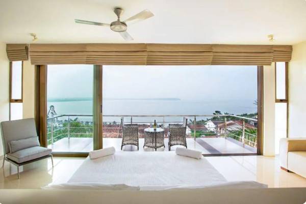 EKO STAY Gold- Salt Water Villa