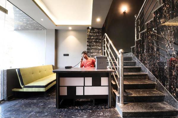 OYO 36510 Lemon Grass