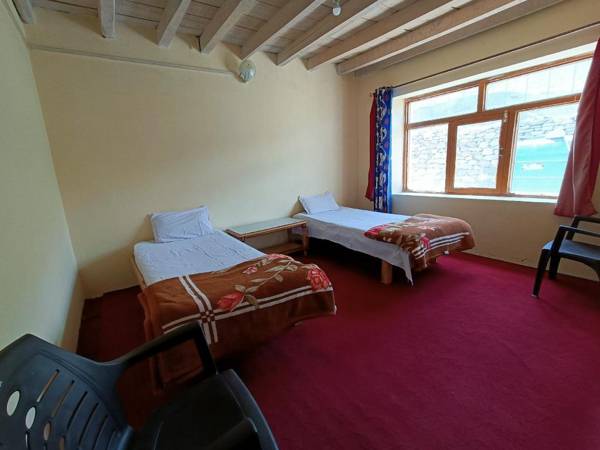 Hotel Rigyal