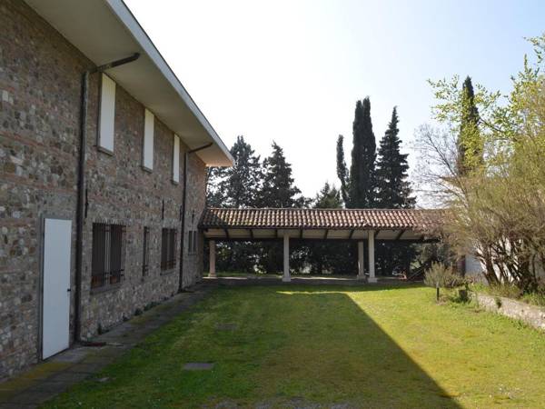Villa with garden and splendid panorama only a few kilometers from the coast